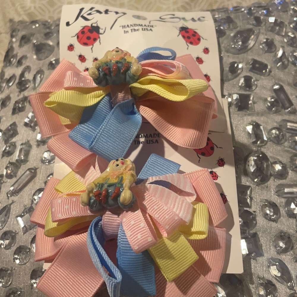 HAIR BOWS